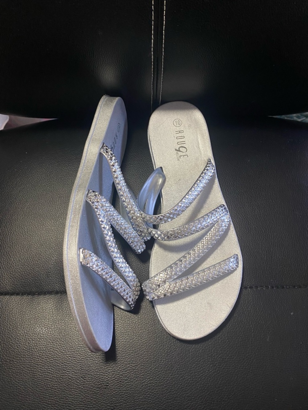 Rouge Helium Silver Rope Embellished Style Sandals Flip Flops Size 10